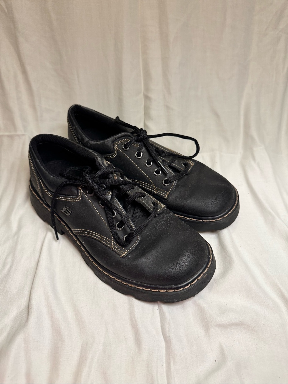 Vintage Women’s Skechers Black Leather Lace-Up Platform Sneakers [Size 8]